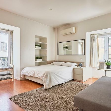 Salgadeiras Suites - Bairro Alto Lisbon Luaran gambar