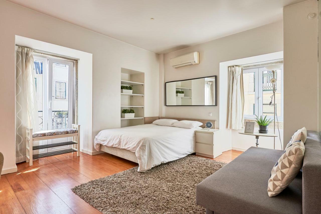 Salgadeiras Suites - Bairro Alto Lisbon Luaran gambar