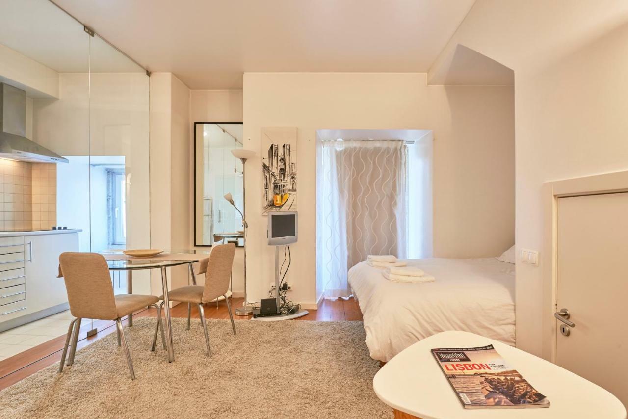 Salgadeiras Suites - Bairro Alto Lisbon Luaran gambar