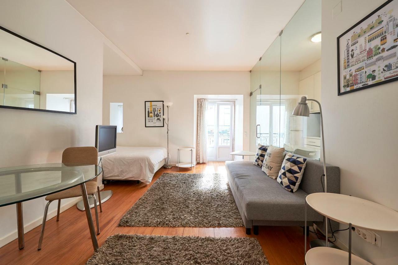 Salgadeiras Suites - Bairro Alto Lisbon Luaran gambar