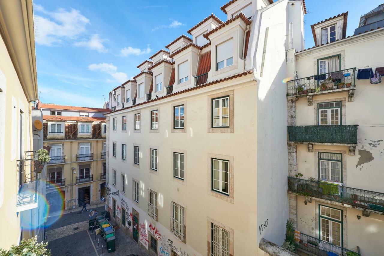 Salgadeiras Suites - Bairro Alto Lisbon Luaran gambar