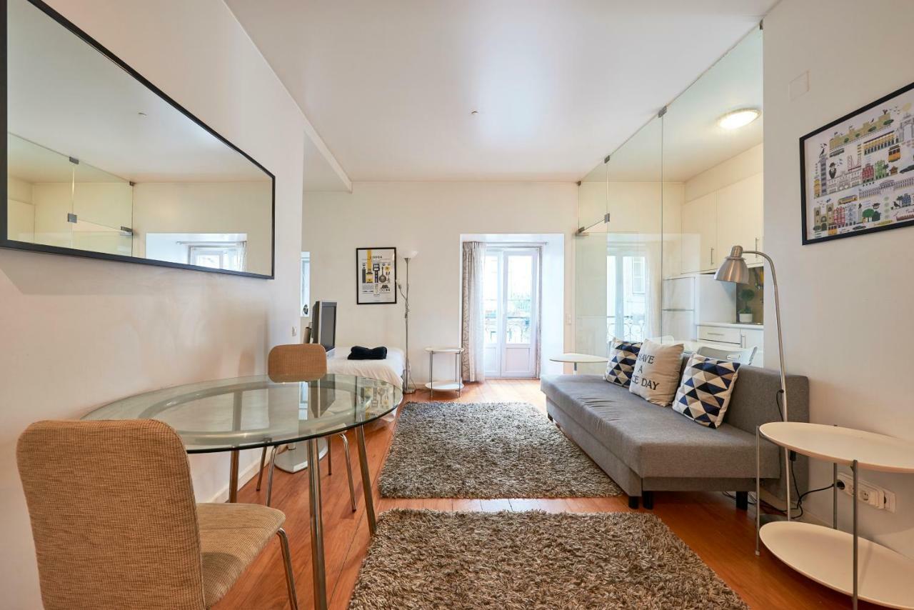 Salgadeiras Suites - Bairro Alto Lisbon Luaran gambar